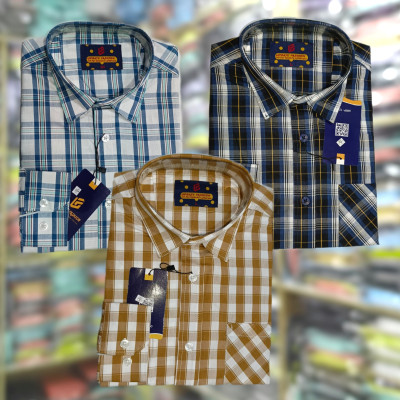 চেক শার্ট পকেট আছে