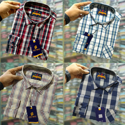 চেক শার্ট পকেট আছে