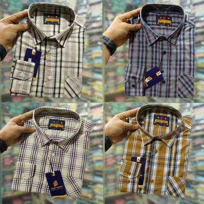 চেক শার্ট পকেট আছে